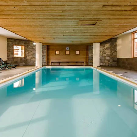 Spacious 500 M From The Area Apartment *